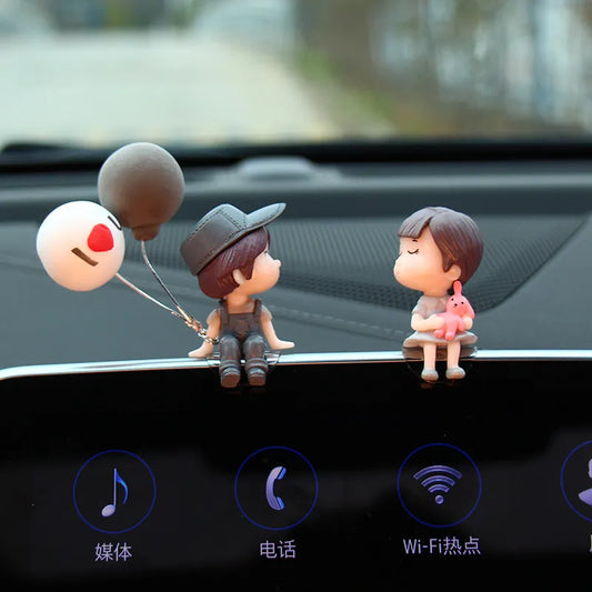 Cute Couples Cartoon Figurines - Car Dashboard Ornament